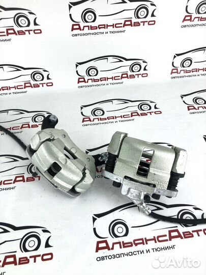 Суппорта ваз на ниву комплект - в сборе