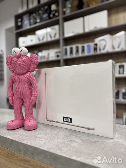 Новый MacBook Air 13 M2 8/256Gb. Starlight. Обмен