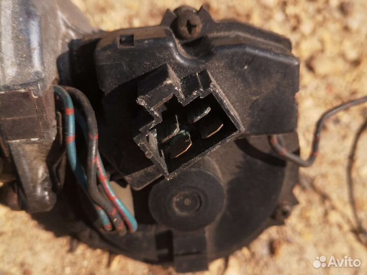 Мотор дворников Mazda 626