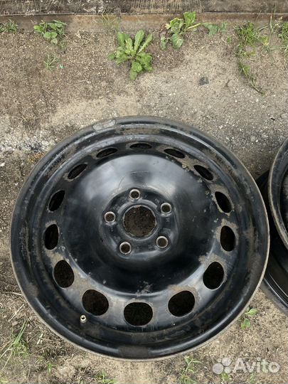 Штампованные диски r16 на Vw