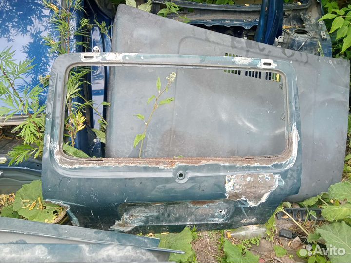 Крышка багажника niva 21213