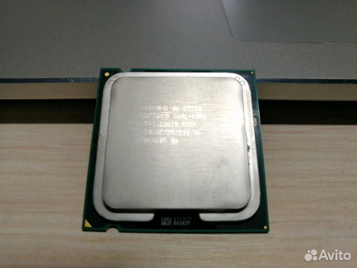 Процессор LGA775 Intel E5200