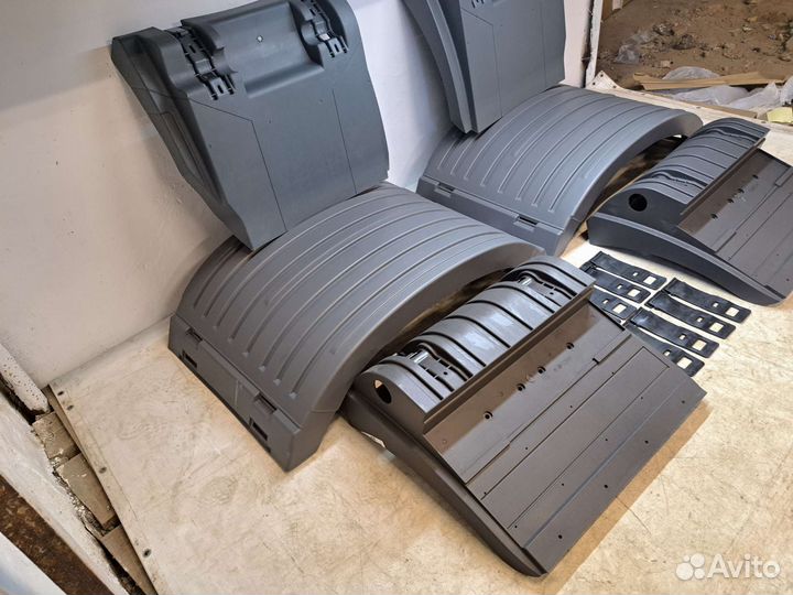 Крыло заднее Mercedes Actros MP2 MP3 axor