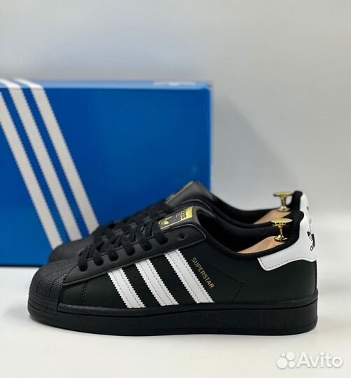 Adidas Superstar в черном цвете