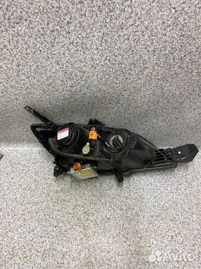 Фара левая Mazda 3 BK 2007
