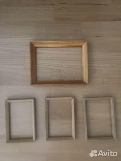 Рамки из дерева для репродукций и фотографий