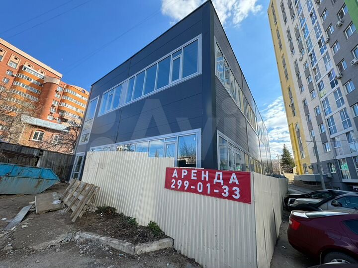 Административное здание на Менделеева