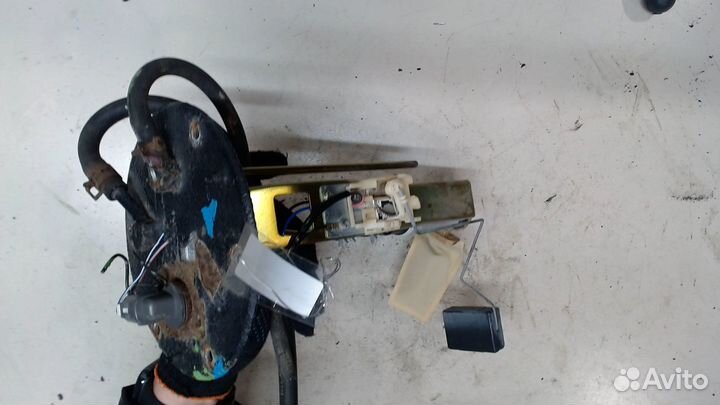 Насос топливный электрический Suzuki Grand Vitara, 2001