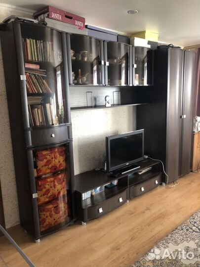 Стенка в гостиную бу