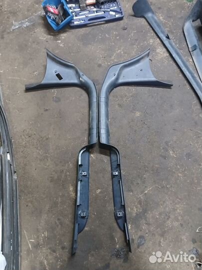 Накладки на пороги Volkswagen Sharan 1