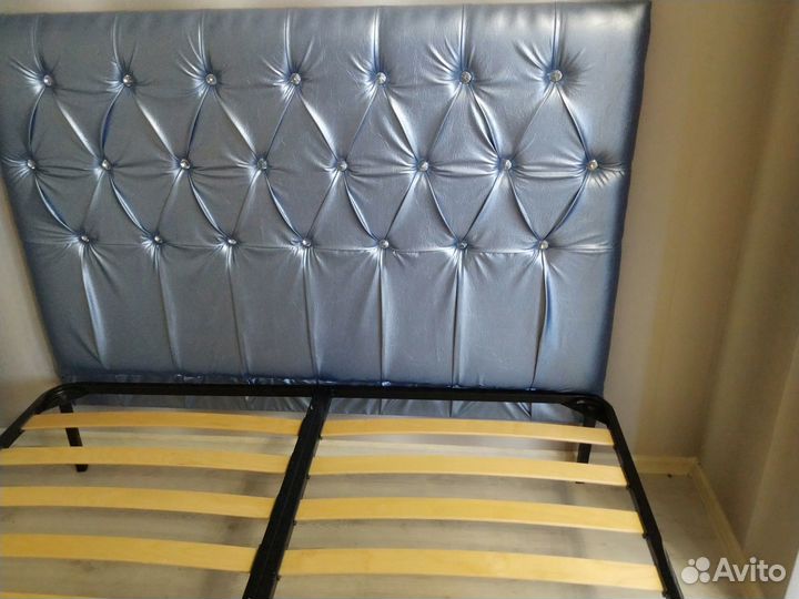 Кровать двухспальная бу