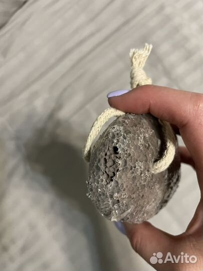 Пемза на веровочке