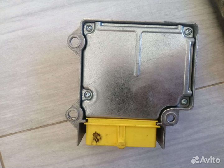 Блок SRS WV Пассат сс