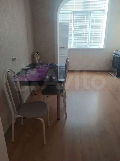 1-к. квартира, 40 м², 4/5 эт.