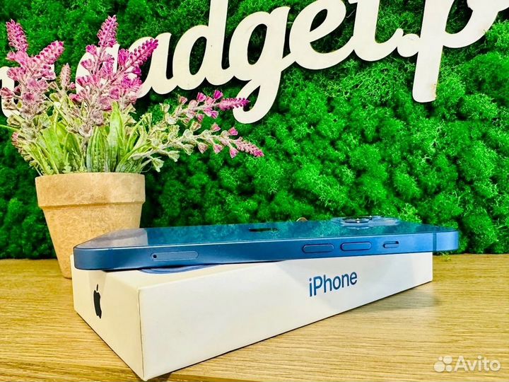 iPhone 13 без сколов Sim/Esim