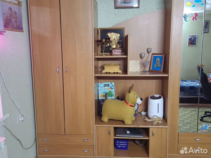 Стенка горка со шкафом в гостинную бу