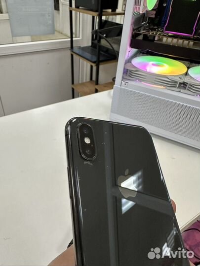 iPhone X, 256 ГБ