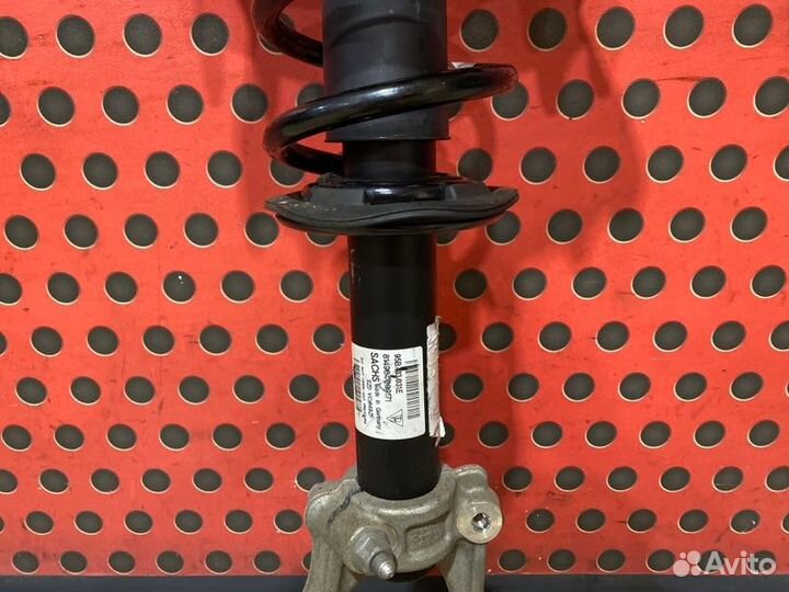 Амортизатор передний левый Porsche Macan 95B 2021