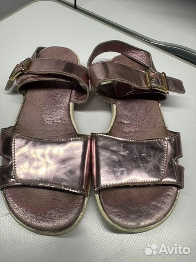 Босоножки на девочку