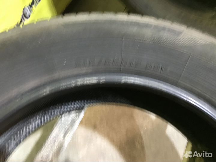 Yokohama BluEarth AE50 215/65 R17