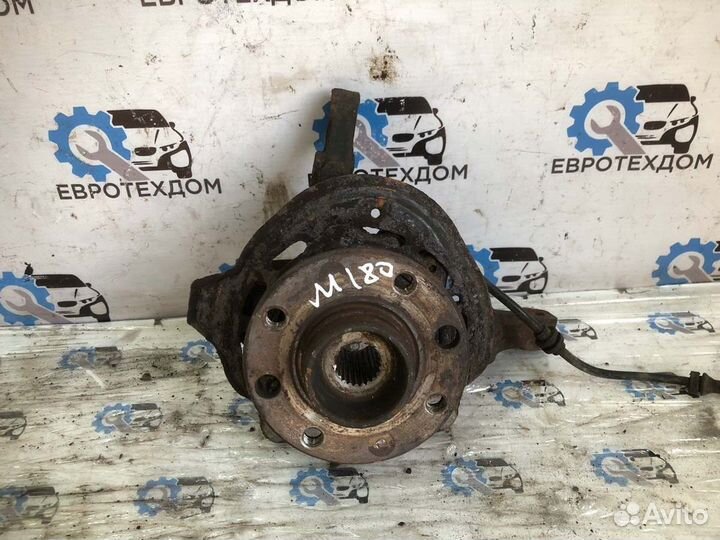 Кулак поворотный + ступица передний правый Opel