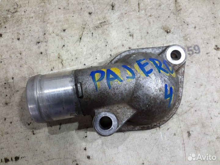 Фланец термостата Mitsubishi Pajero 4