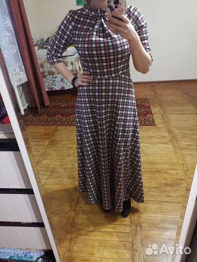 Длинное платье в пол