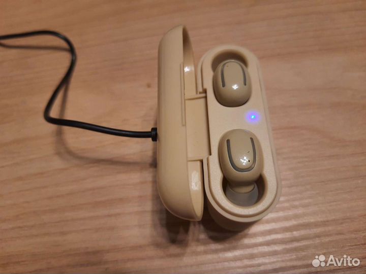 Беспроводные наушники HBQ-Q32