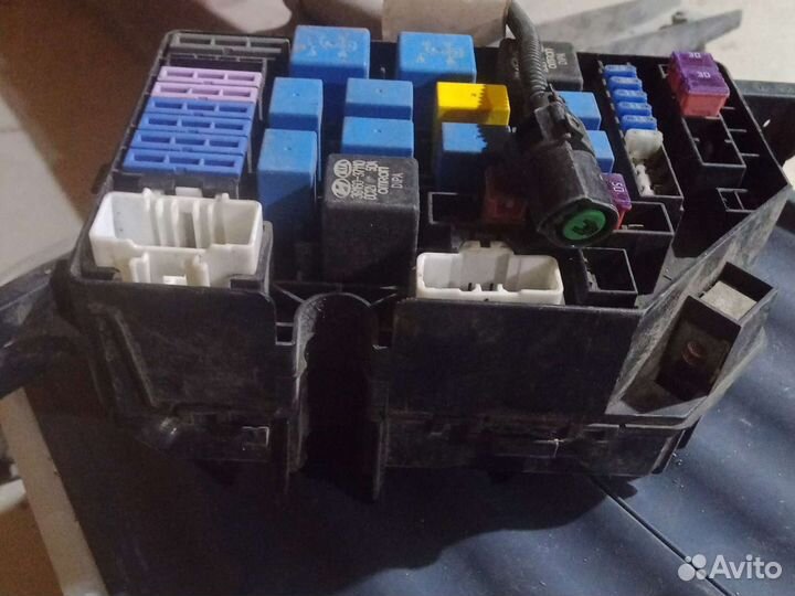 Блок предохранителей Hyundai Tucson 20042009