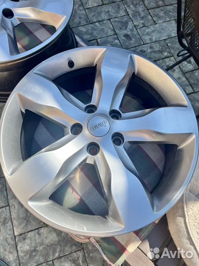 Колесные диски с датчиками Jeep Grand Cherokee WK2