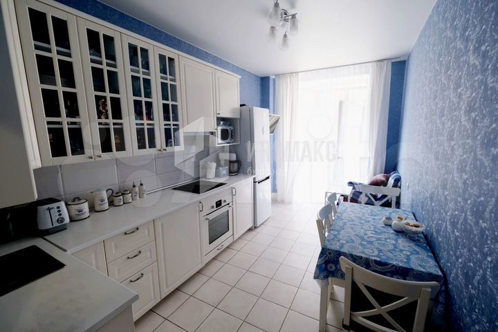 2-к. квартира, 55 м², 4/12 эт.