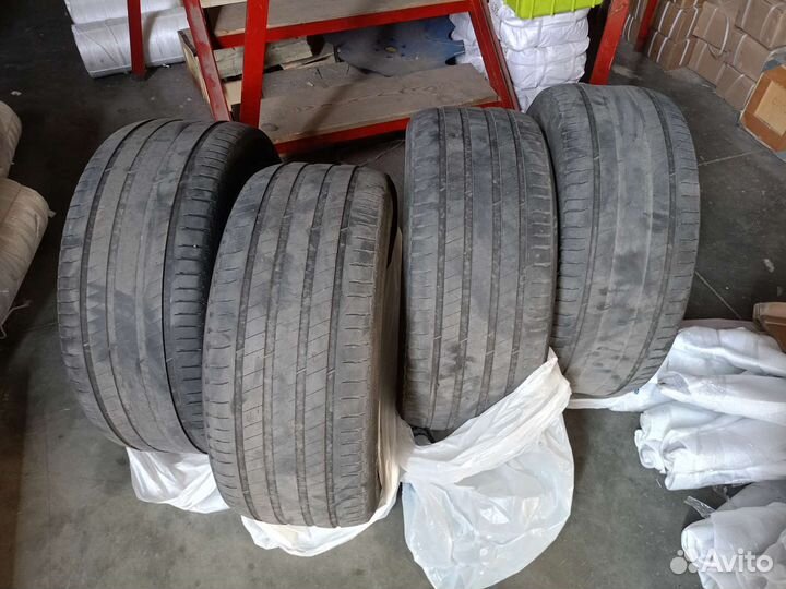 Michelin Latitude Sport 3 255/50 R19