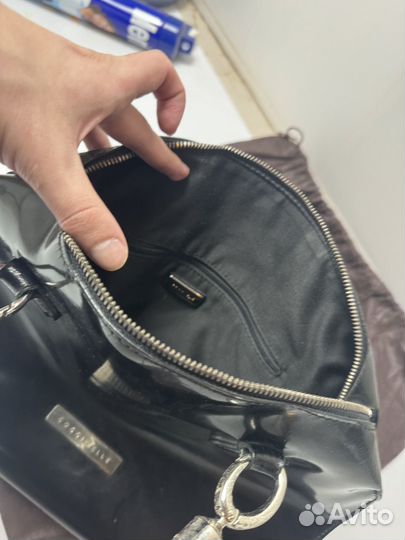 Сумка Coccinelle лакированная