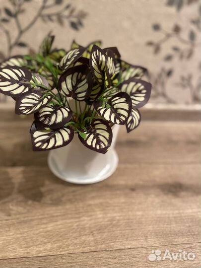 Искуственный цветок