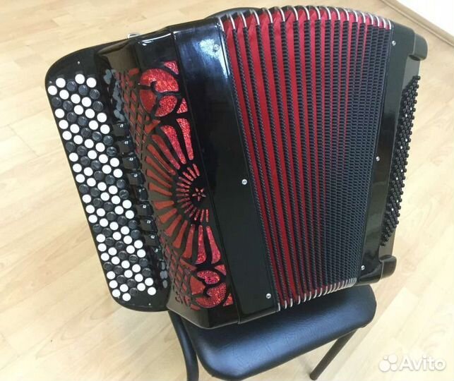 Итальянские баяны в наличии в Москве.Смотрите види