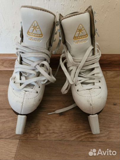 Коньки фигурные Jackson Artiste 1 1/2