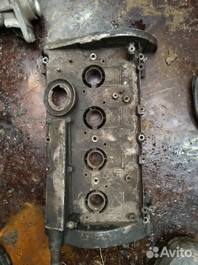 Крышка клапанная 1.8т