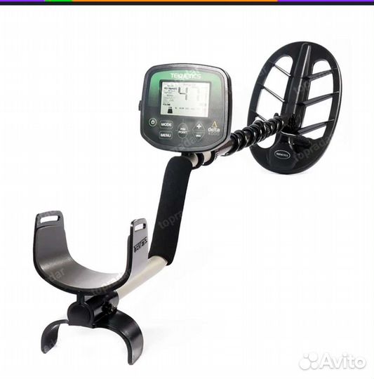 Металлоискатель с наушниками и пином