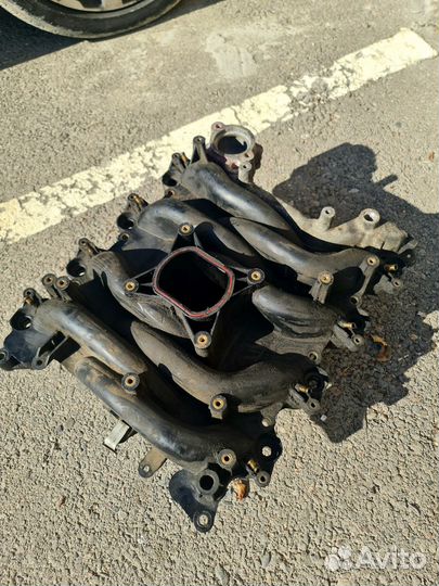 Впускной коллектор Ford Эксплорер 3