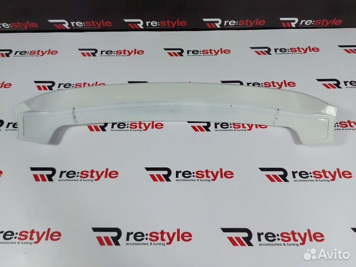 Спойлер Наверх Mitsubishi Outlander 12-19г Белый К