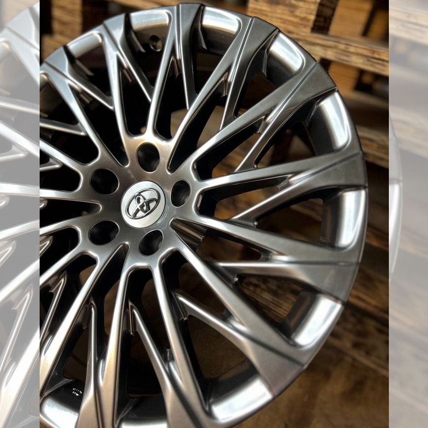 Литые диски Stuttgart 8.5×R19 5×114.3