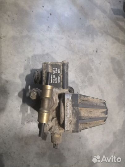Регулятор давления Камаз 5490/Mercedes