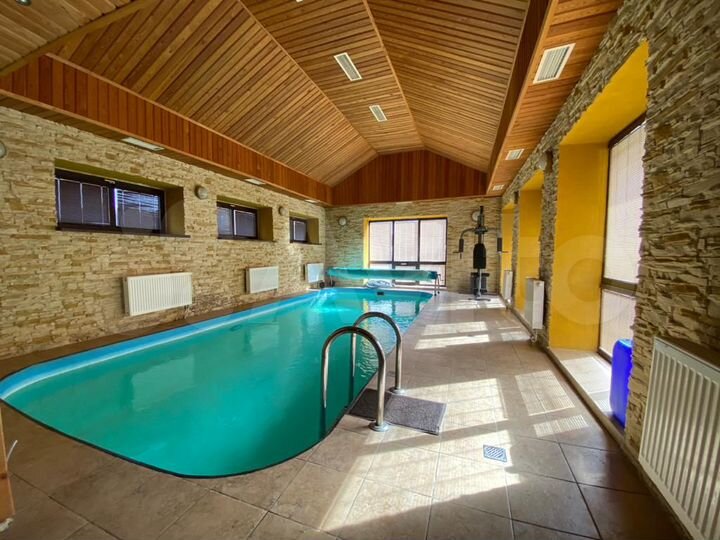 Дом 180 м² на участке 20 сот.