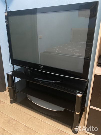 Телевизор samsung