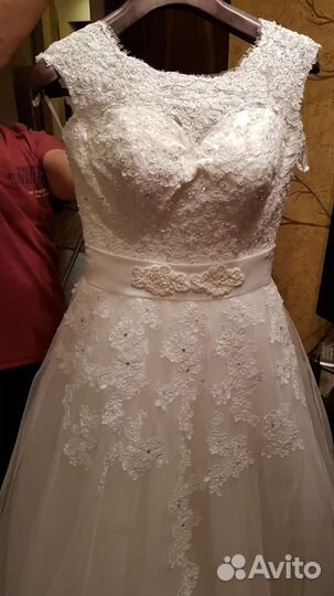 Красивое свадебное платье