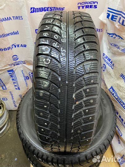 Gislaved Nord Frost 5 215/65 R16 102T