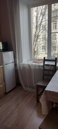 2-к. квартира, 43 м², 3/5 эт.