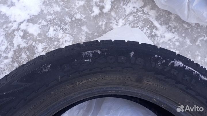 Nokian Tyres Hakkapeliitta R 235/60 R18 107R