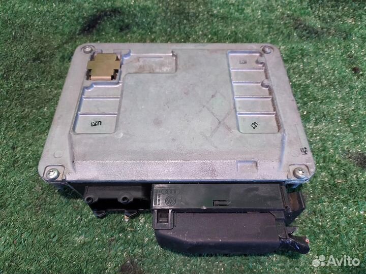 Блок управления двс Skoda Fabia 5J 2010