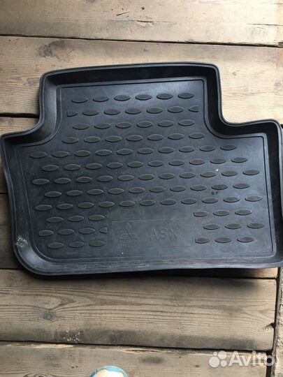 Коврики в машину комплект